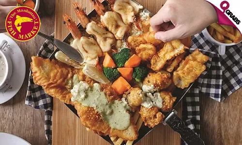 Delicious Seafood Sharing Platters at The Manhattan Fish Market!
